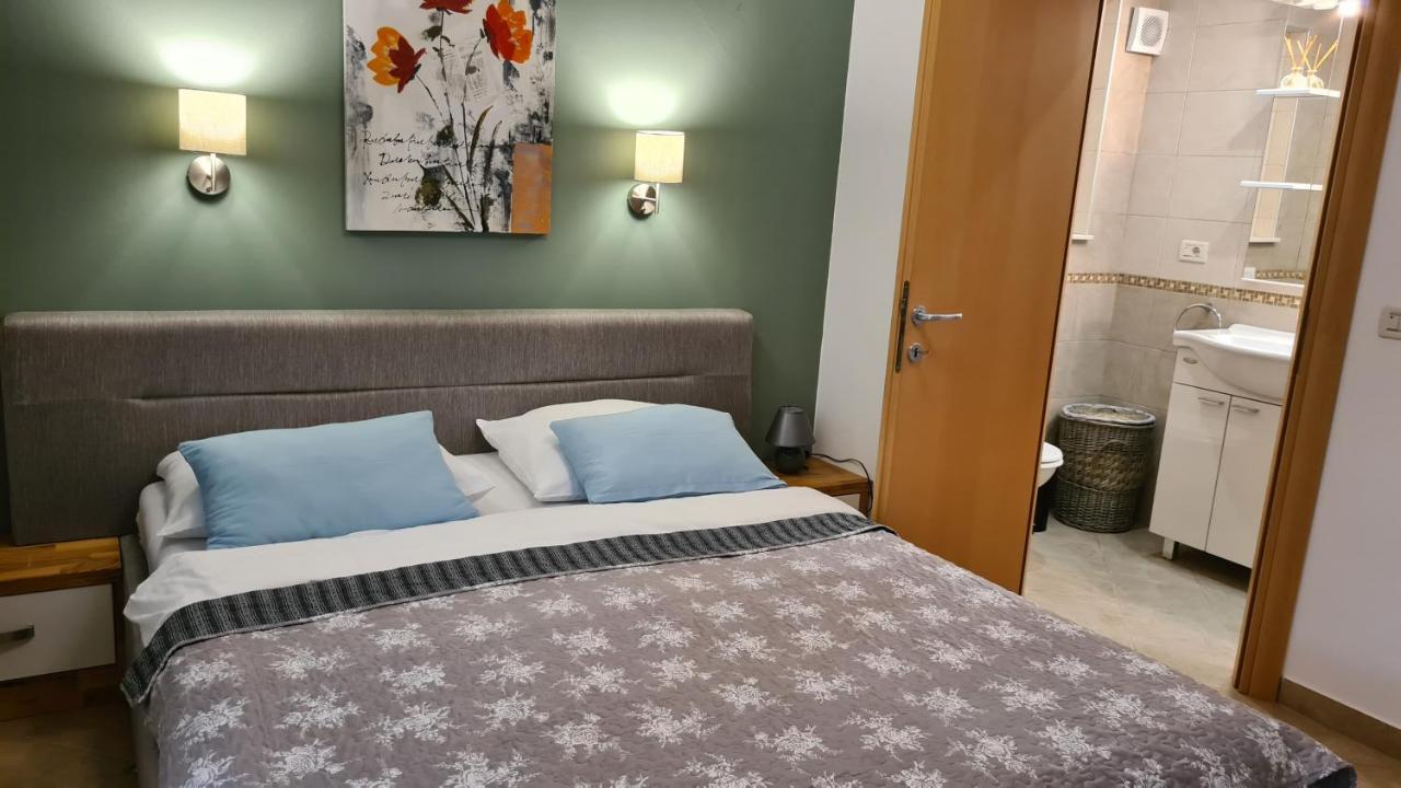Villa Amalia Apartment 2 Малинска Экстерьер фото