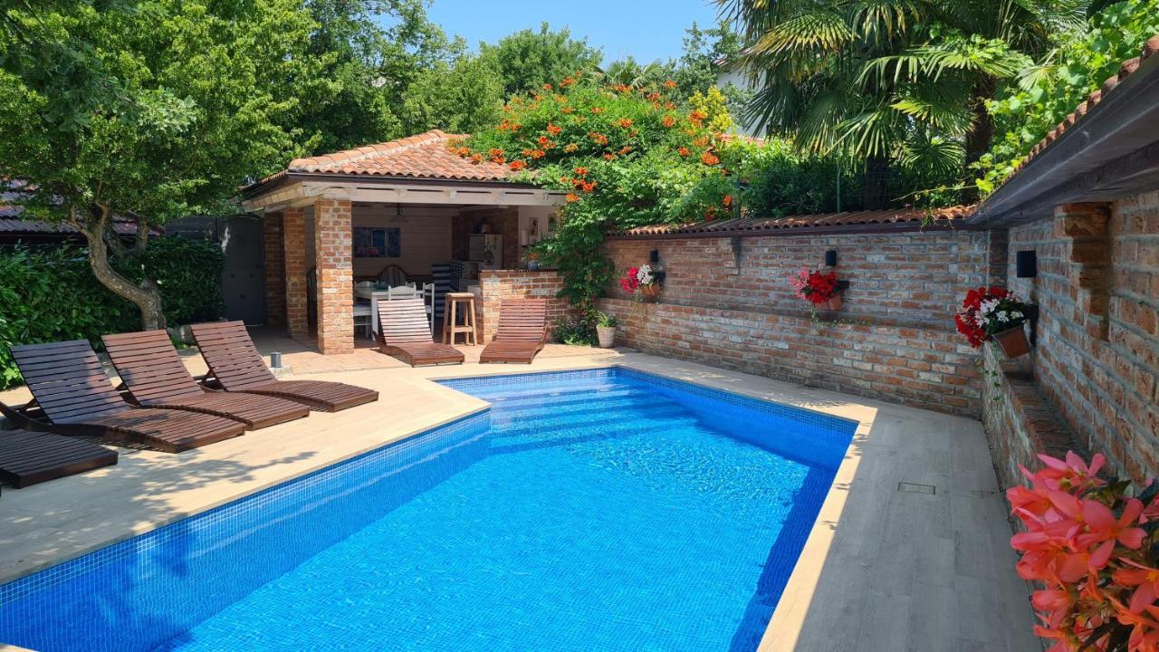 Villa Amalia Apartment 2 Малинска Экстерьер фото