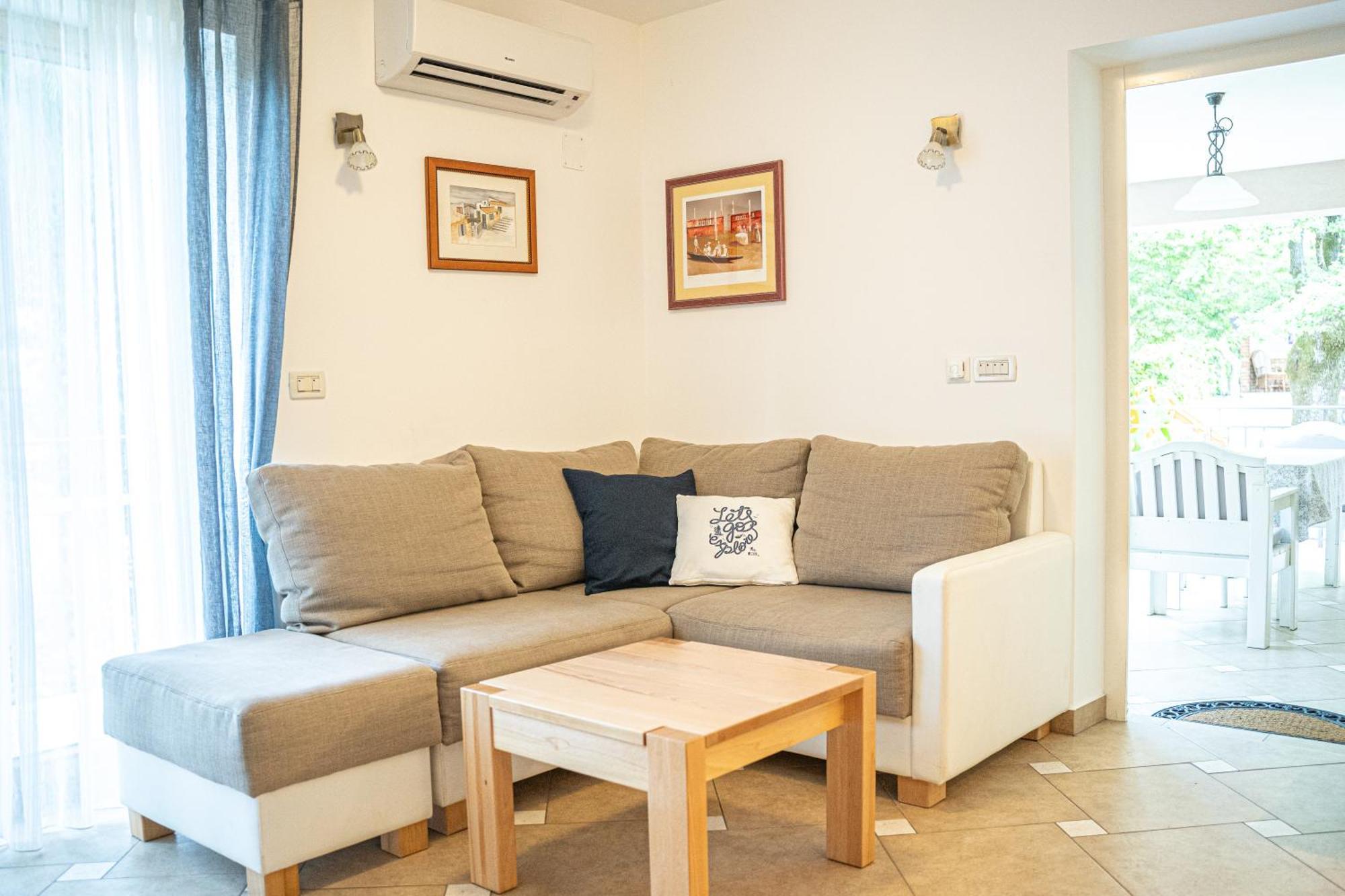 Villa Amalia Apartment 2 Малинска Экстерьер фото
